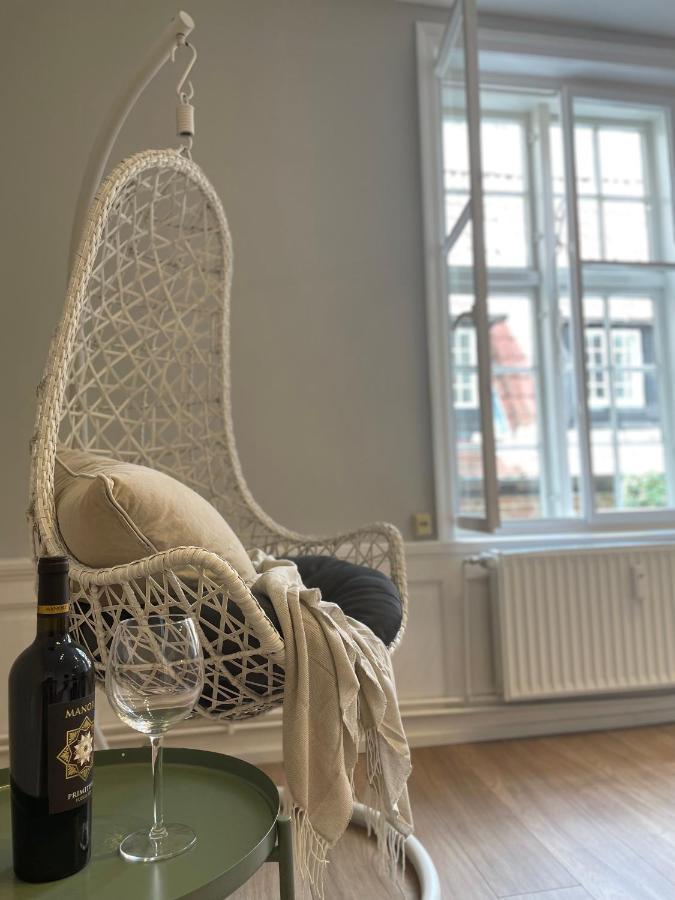 Ferienwohnung Marzipan - Im Herzen Der Altstadt, Historisches Gebaeude Mit Modernem Ambiente, W-Lan Lubeck Luaran gambar